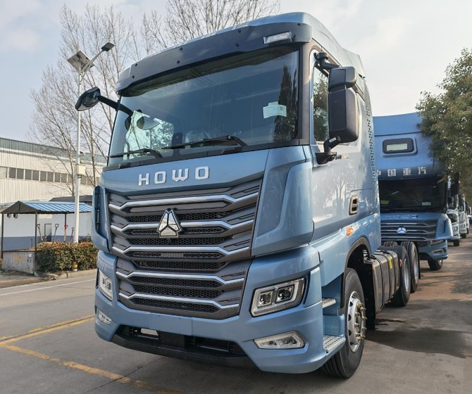 豪沃TS燃气牵引车：省气高效更可靠，这才是卡友想要的实力派